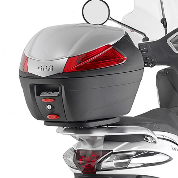 GIVI SR5611 Βάση Μπαγκαζιέρας PIAGGIO LIBERTY 50/125/150/200