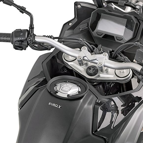 GIVI BF56 TANKLOCK ΒΑΣΗ ΣΑΚΙΔΙΟΥ ΡΕΖΕΡΒΟΥΑΡ VOGE TROFEO 500AC 2022-2023