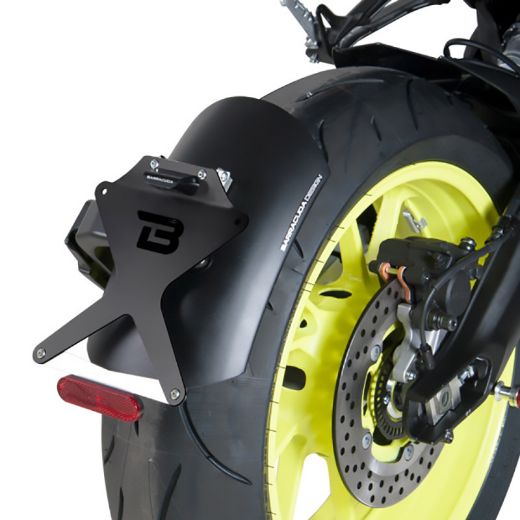 BARRACUDA YMT9104-17-S BLACK LICENCE PLATE BASE FOR YAMAHA MT-09 SIDE 2017-2019